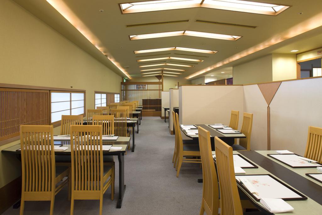 Miyako Hotel Yokkaichi Exteriör bild