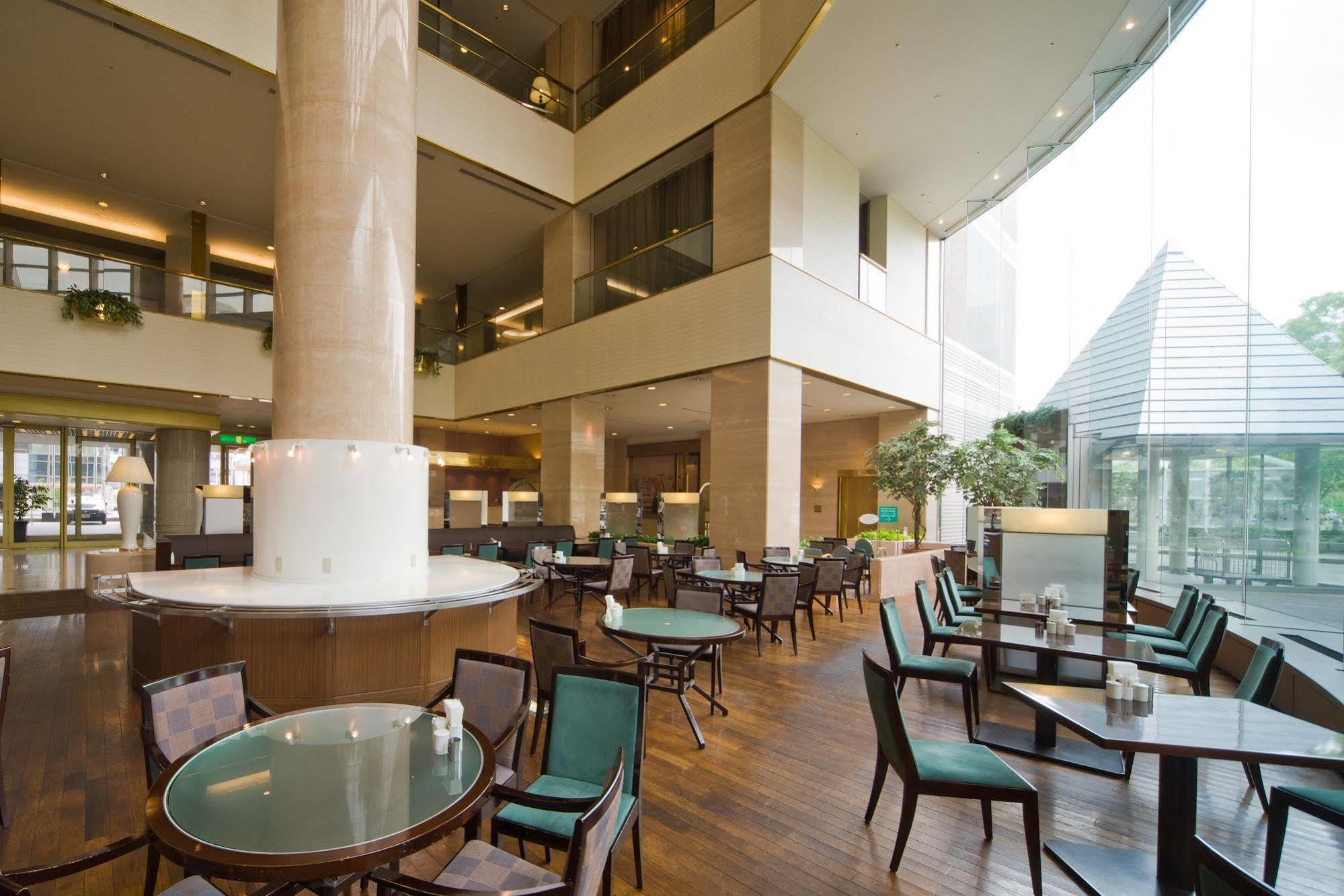 Miyako Hotel Yokkaichi Exteriör bild